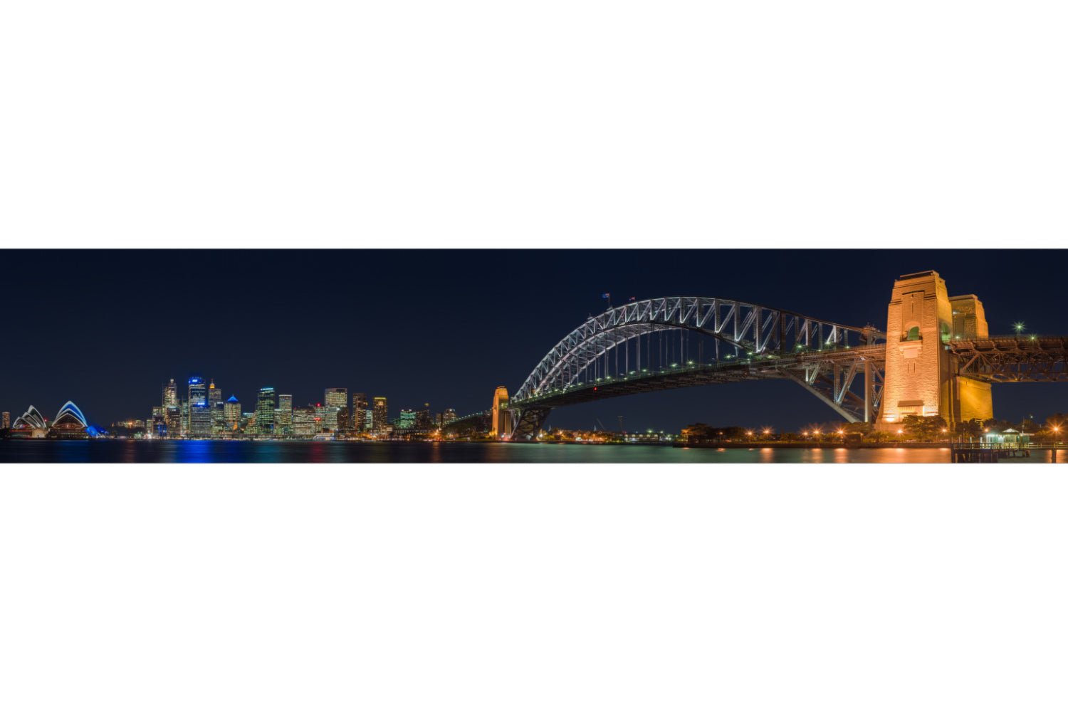 Küchenrückwand Beleuchtete Brücke bei Nacht