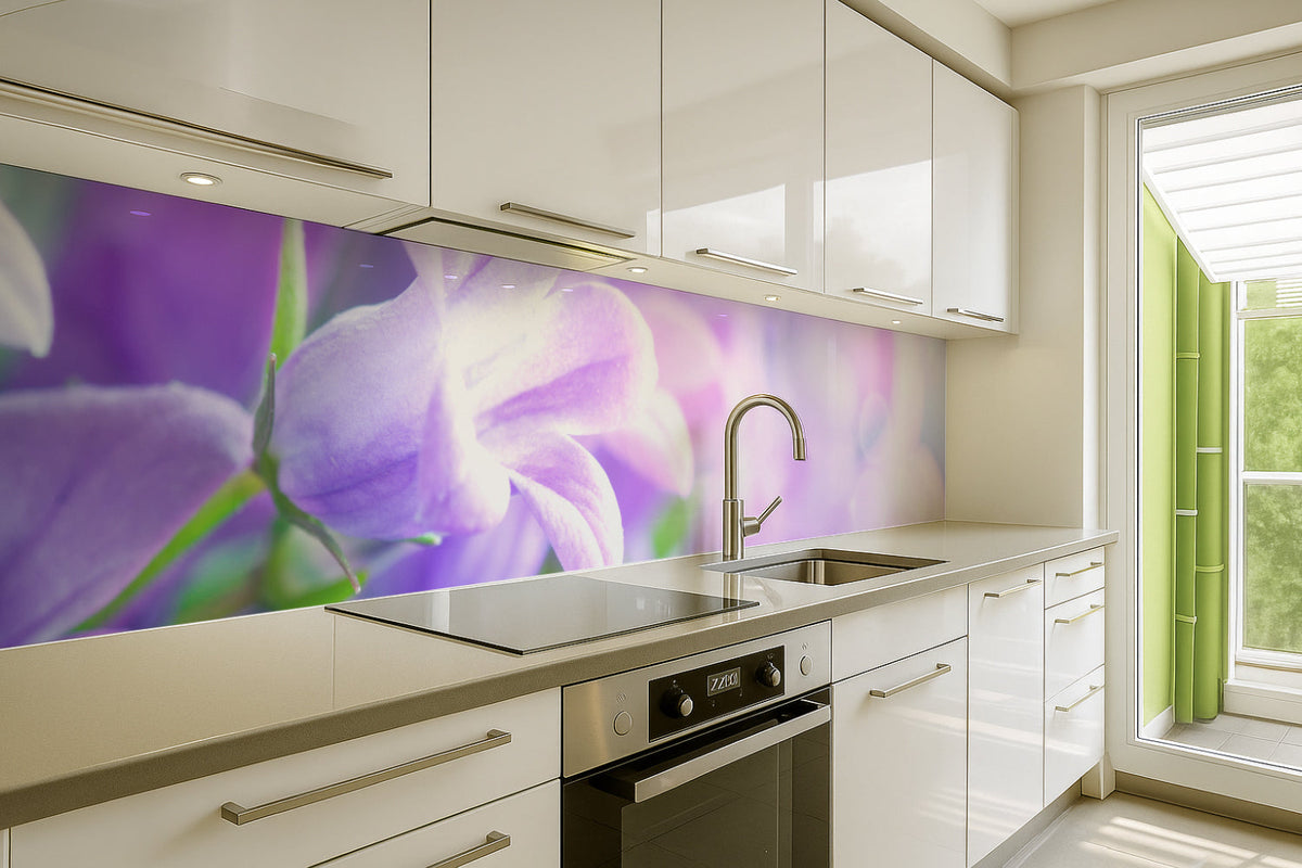 Küchenrückwand Frühlingsblüten Lila