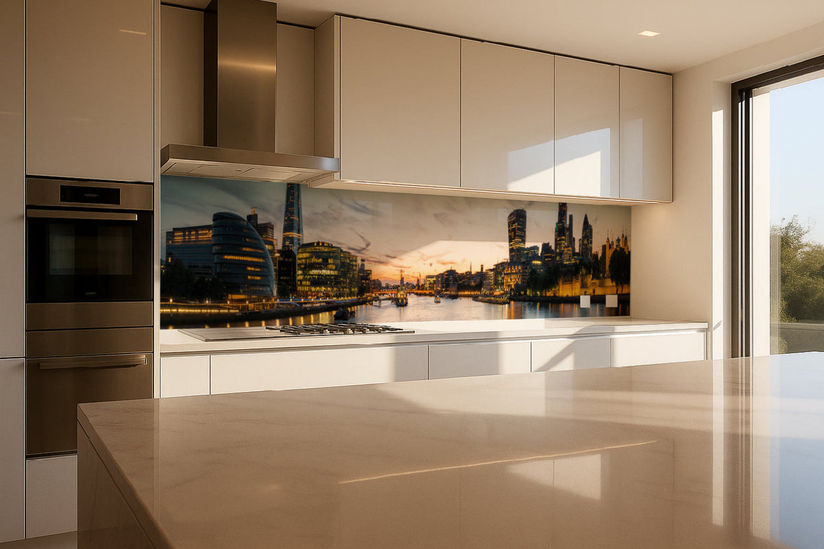 Küchenrückwand Skyline bei Sonnenuntergang