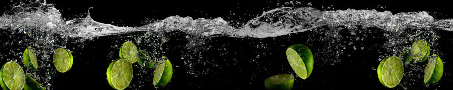 Küchenrückwand Limetten im Wasser
