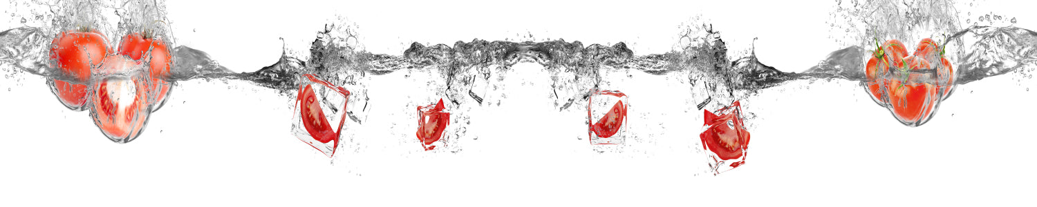 Küchenrückwand Tomaten im Wasserstrahl