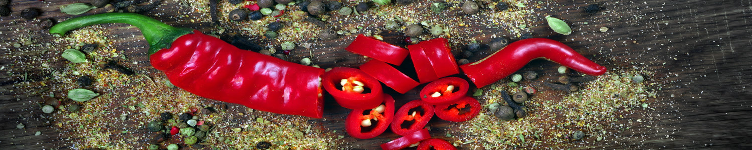 Küchenrückwand Chili und Gewürze