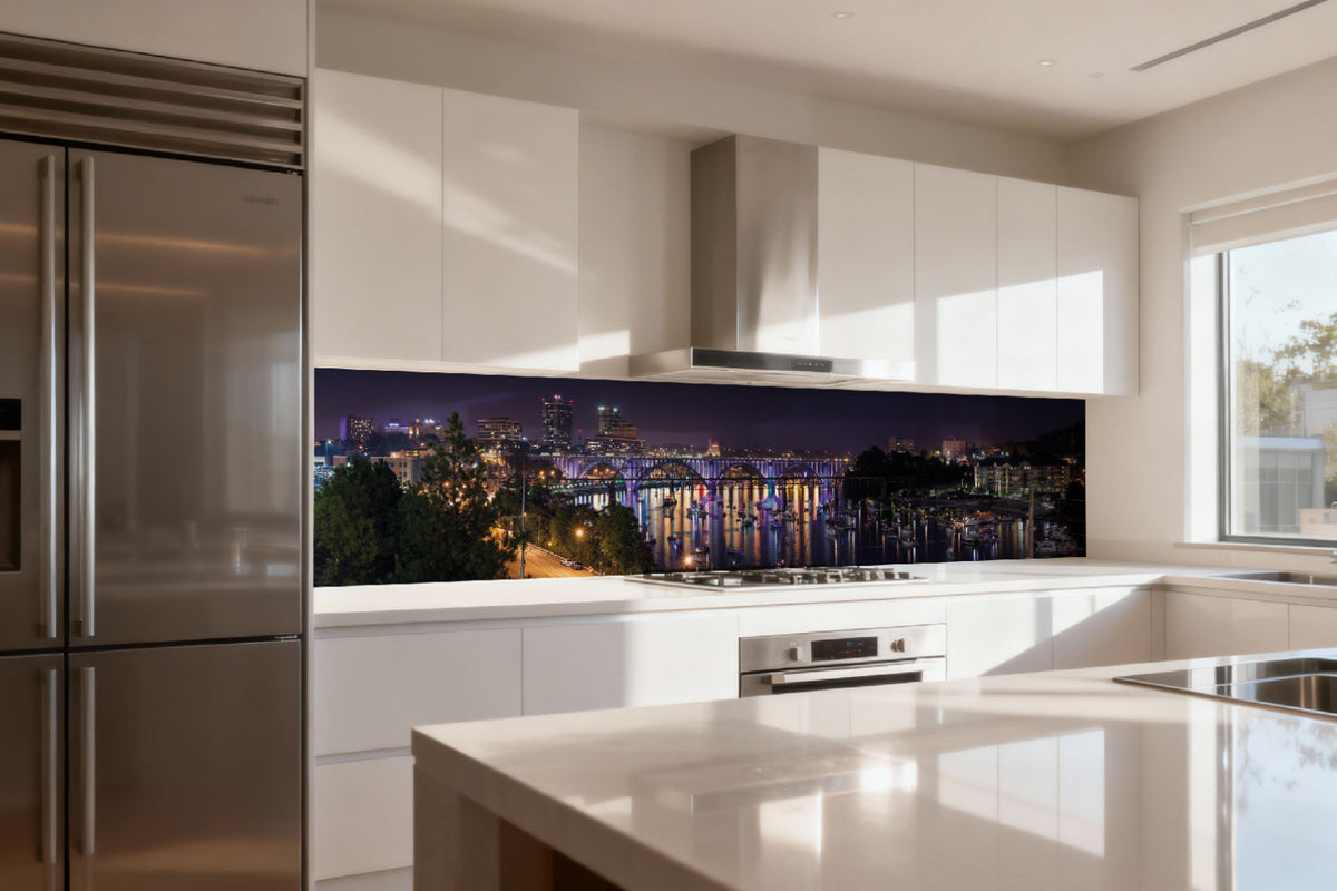 Küchenrückwand Skyline am Flussufer