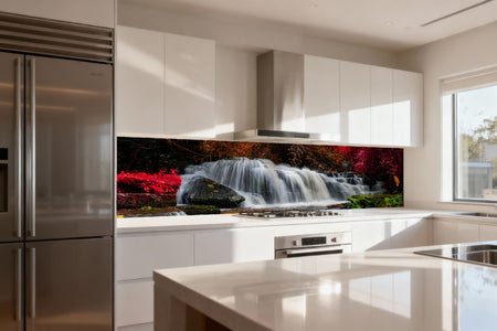 Küchenrückwand Wasserfall im Herbstwald