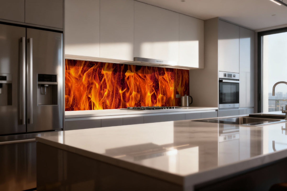 Küchenrückwand mit Feueroptik