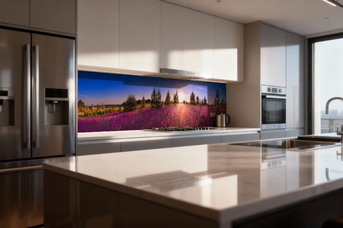 Küchenrückwand Blumenwiese im Sonnenuntergang