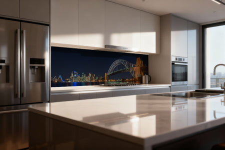 Küchenrückwand Beleuchtete Brücke bei Nacht