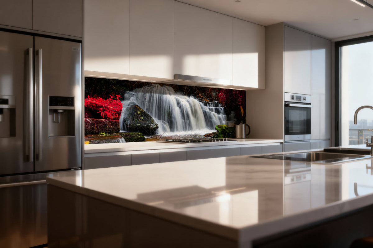 Küchenrückwand Wasserfall im Herbstwald