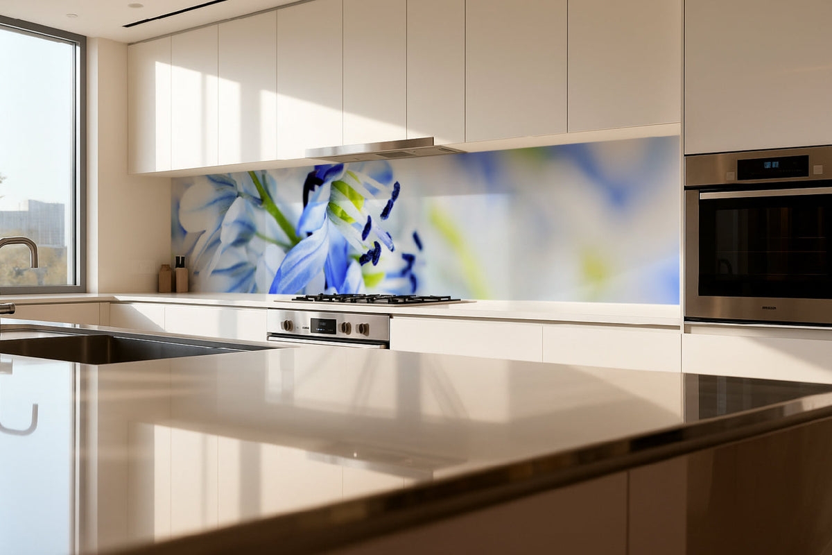 Küchenrückwand mit Blütenmotiv