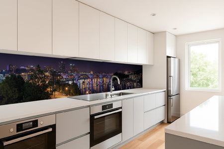 Küchenrückwand Skyline am Flussufer