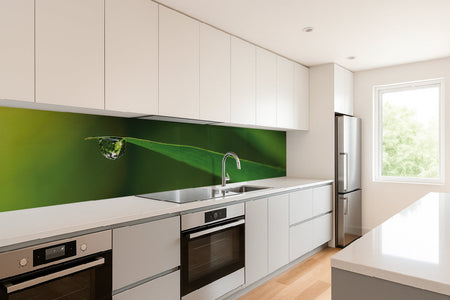 Küchenrückwand Wassertropfen auf Blatt