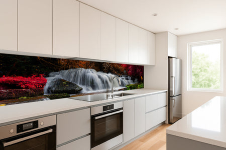 Küchenrückwand Wasserfall im Herbstwald