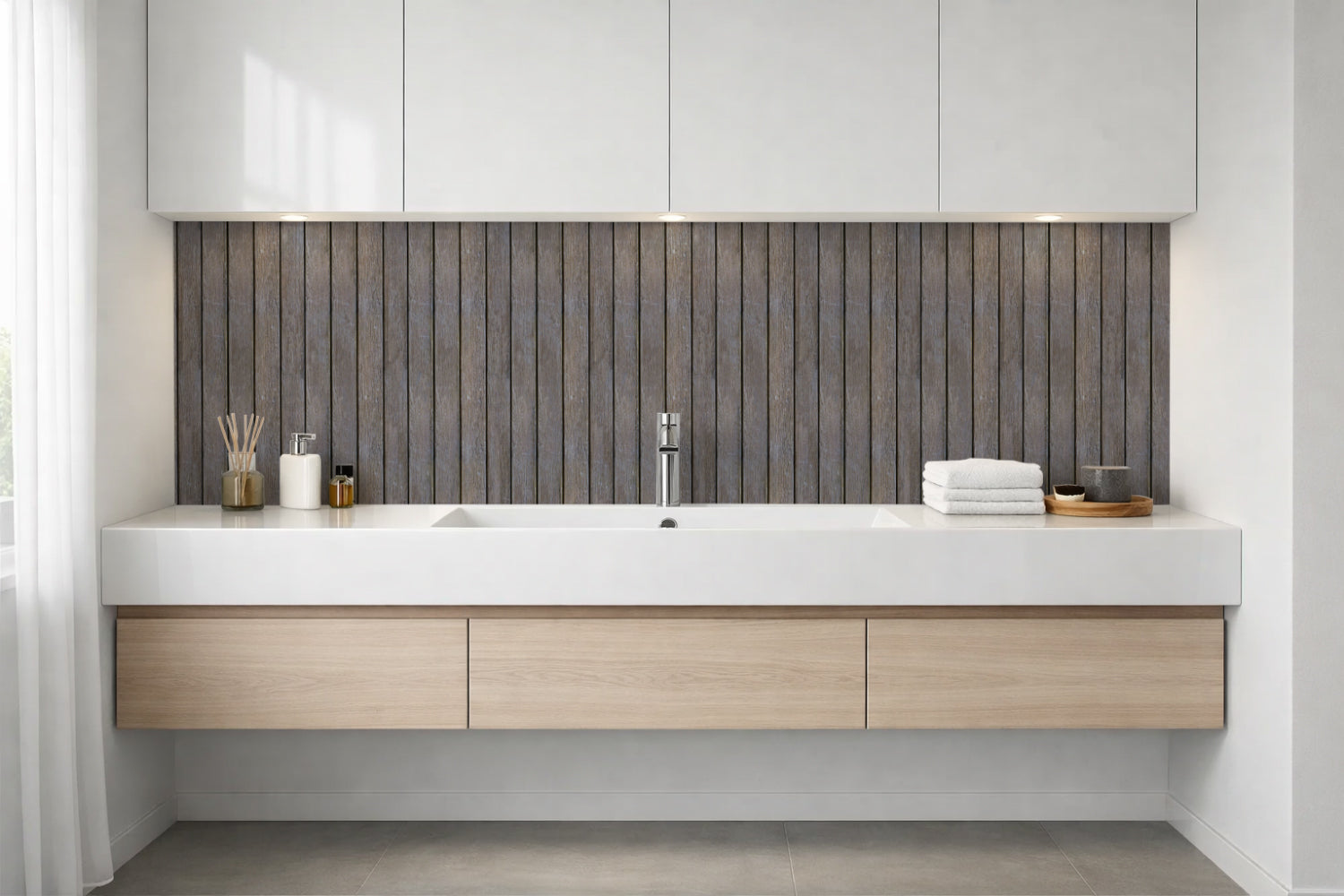 Waschbeckenrückwand Holzoptik
